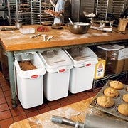 Rubbermaid Commercial Products 600 Cup / White, Clear / Bin Kitchen Trash Cans