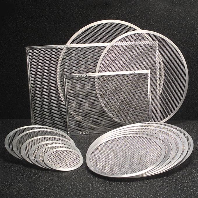 American Metalcraft 24-inch (Pack of 2) / Pizza screen / Silver Pizza Pans