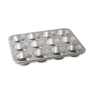 Muffin Tray with 12 Holes by Nordic Ware – Standard, Aluminum, Silver, Model 45591AEU