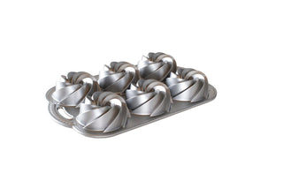 Heritage Cake Pan by Nordic Ware – 4 Cup (Single), 4.0 cups, Aluminum, Silver, Model 88037