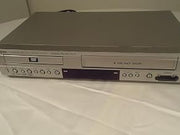 Sanyo DVW7100 DVD player with Built-in 4-HEAD Hi-Fi VCR recorder (Renewed)