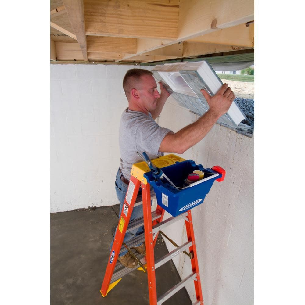 Werner 1 / 6 feet / Orange Step Ladders
