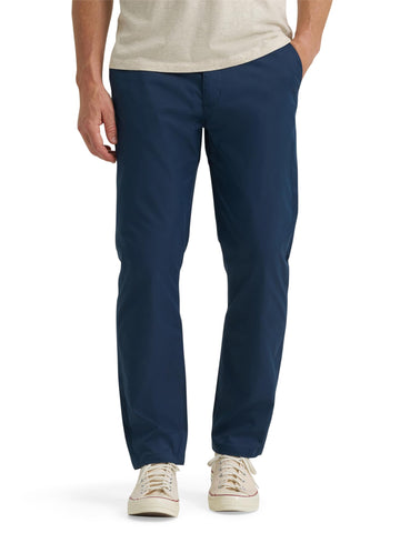 Men's Extreme Motion Regular Taper Chino Pant by Lee – Polyester, Mood Indigo, Model 112383641