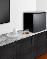 Summit Appliance Stainless Steel / 19.88" H x 17.63" W x 17.75" D / MB42SS Compact Refrigerators
