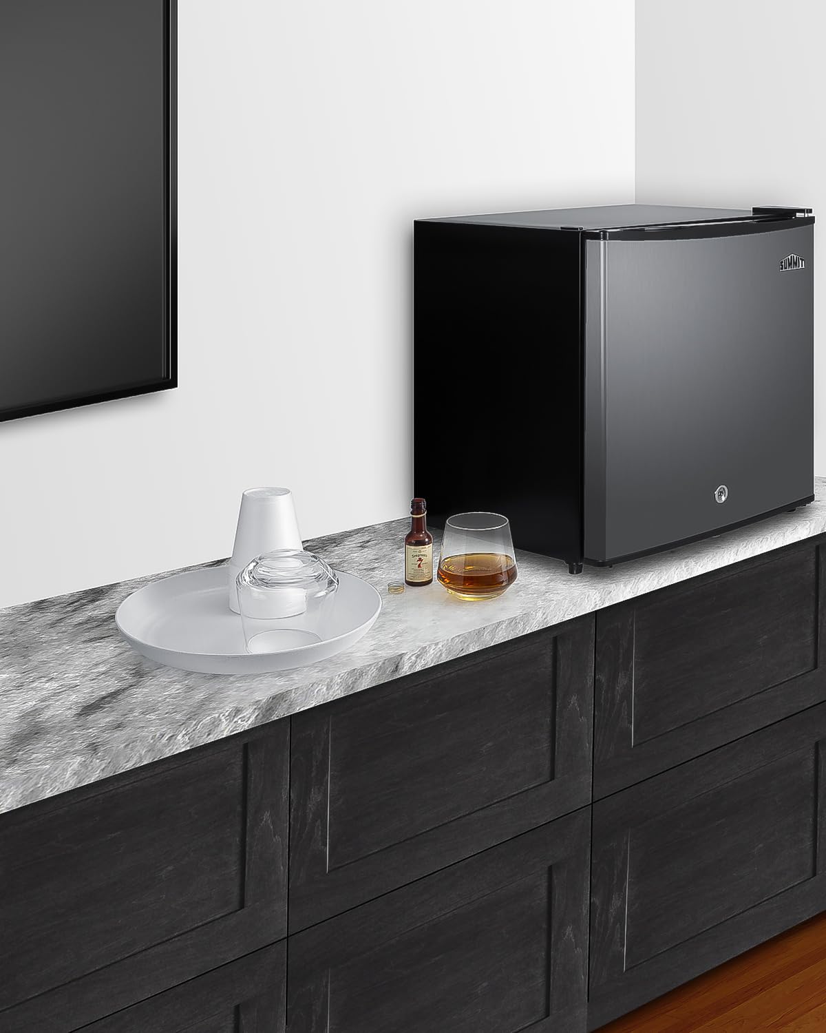 Summit Appliance Stainless Steel / 19.88" H x 17.63" W x 17.75" D / MB42SS Compact Refrigerators