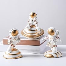 BTZHY Ornaments Modern Home Decor Mini Tabletop Ornament Astronaut Birthday Gift Child Statue Spaceman Sculptures White Office Desk Decoration