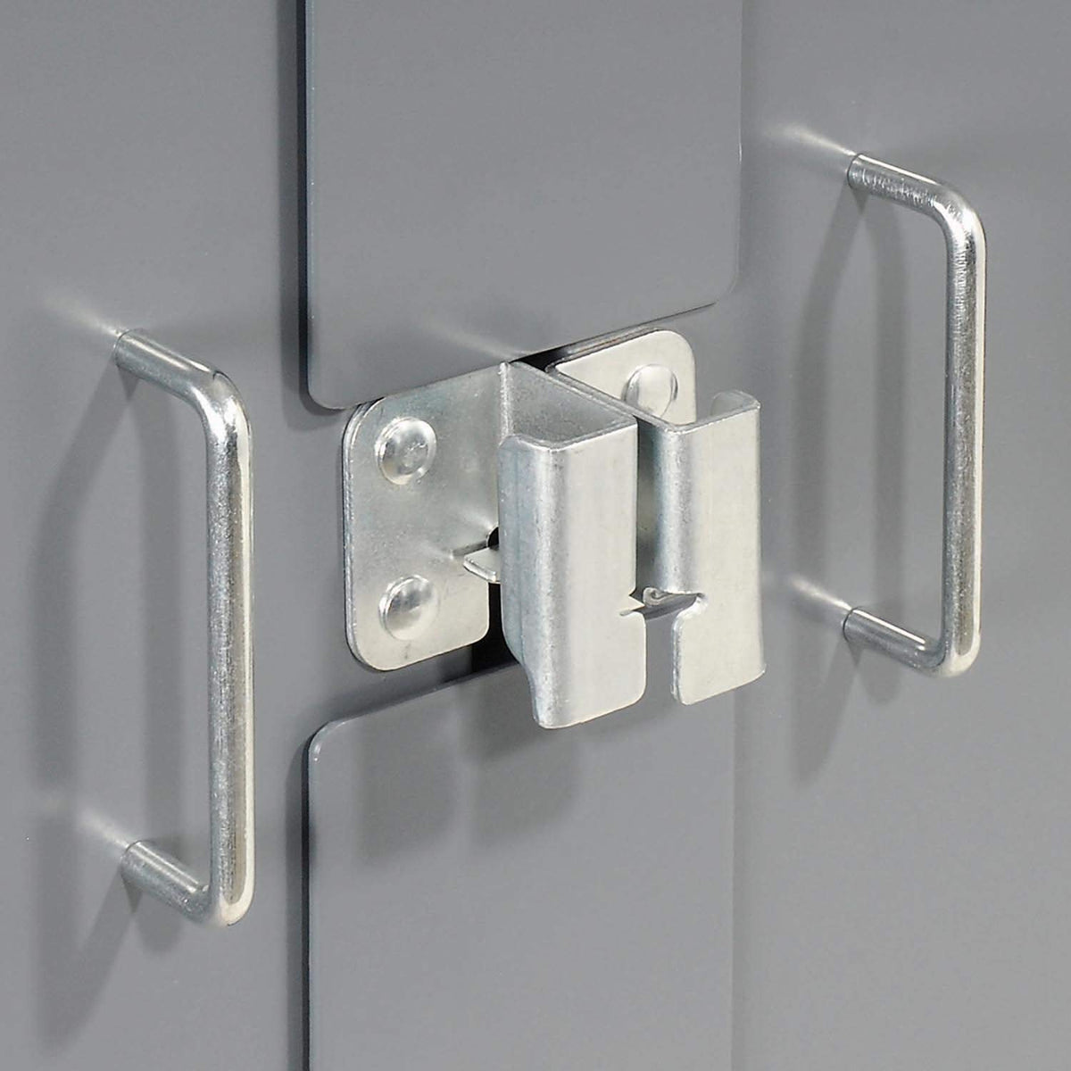 Global Industrial Grey / Industrial / 1 Storage Cabinets