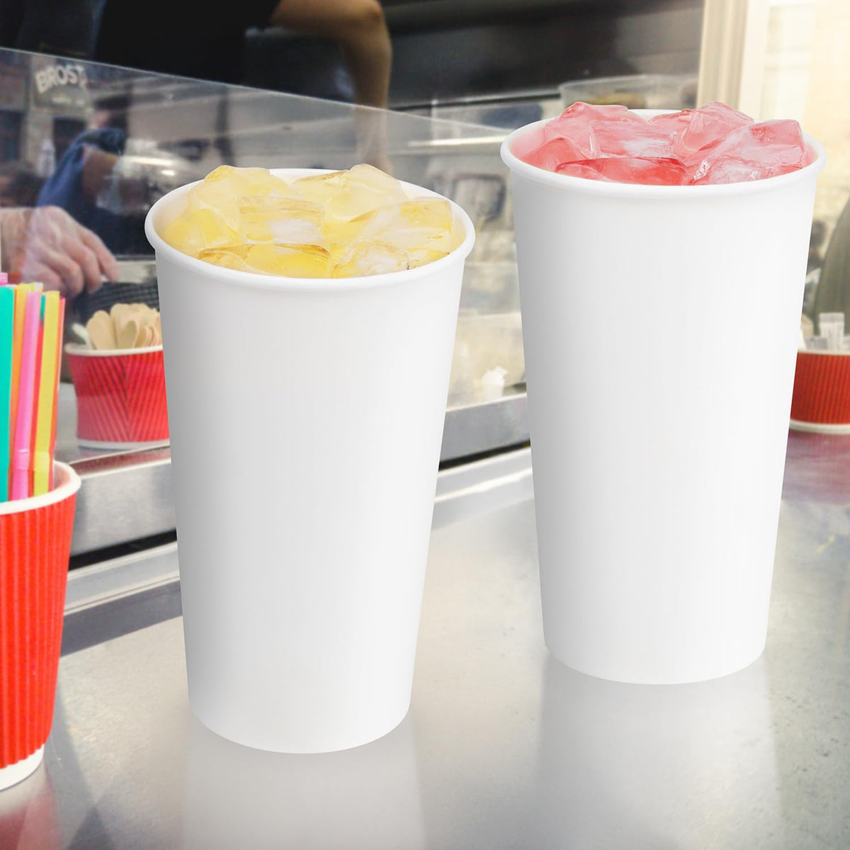 Karat 44 oz / White / Classic Cups