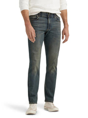 Men's Extreme Motion Straight Taper Jean Maverick 36W x 32L by Lee – 36W x 32L, Cotton, Maverick, Model 2015037