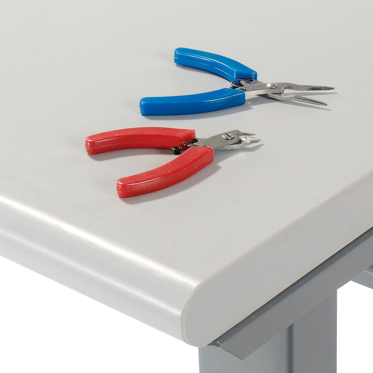 Adjustable Height Workbench C-Channel Leg by Global Industrial – 30"L x 72"W x 4"H, Steel, Plastic Laminate, Gray, Model 183991
