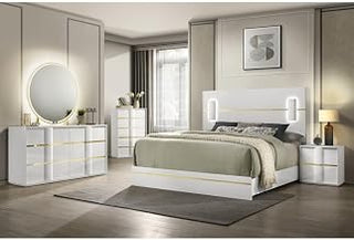 Florence White/Gold Sleek Platform 5-Piece Bedroom Set, King