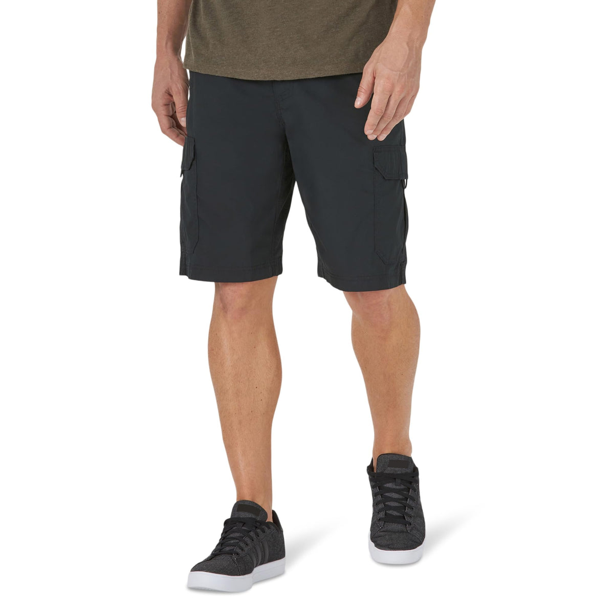 Men's Extreme Motion Crossroad Cargo Short by Lee – 36, Cotton, Black, Model 21870-19-36