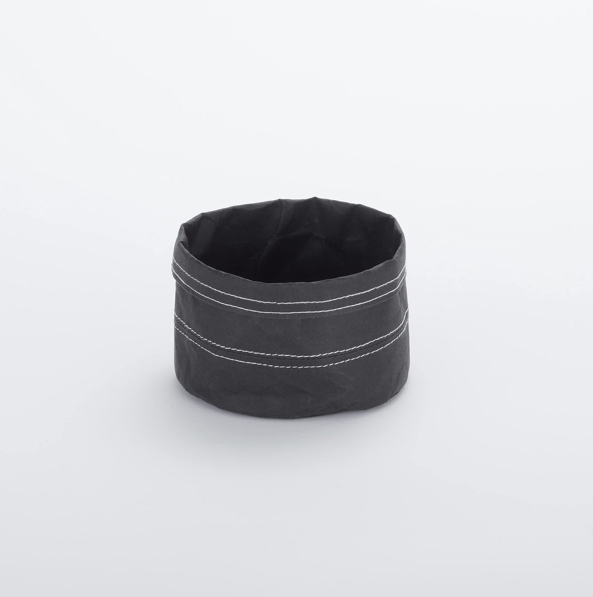 American Metalcraft Black / 5" Dia / Modern Gift Bags