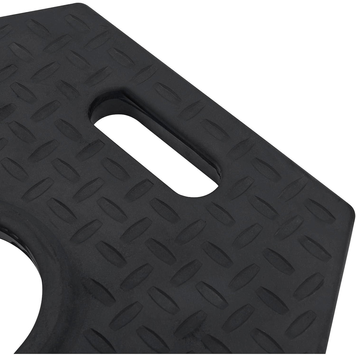 Rubber Base for Delineator Post by Global Industrial – Rubber, Black, Model RD10-R6R-16LBS