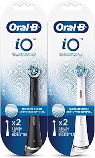Oral-B Ultimate Clean Brush Heads Black 2count & White 2count