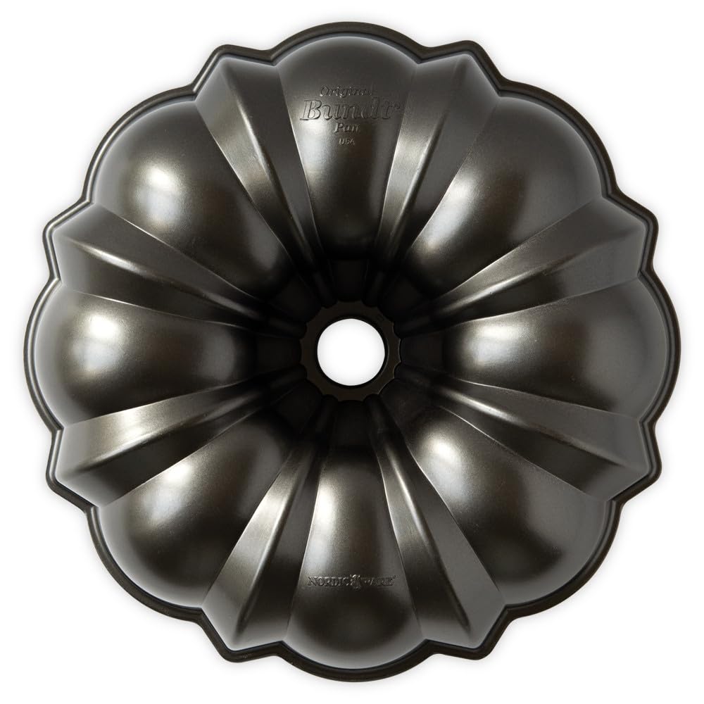 Nordic Ware Gray / 12-Cup / Original 12 Cup Bundt Pans