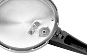 Veloce - 4 Litre Fast Pressure Cooker by Monix – 4.2 Quarts, 4 liters, Stainless steel, Silver, Model M570001