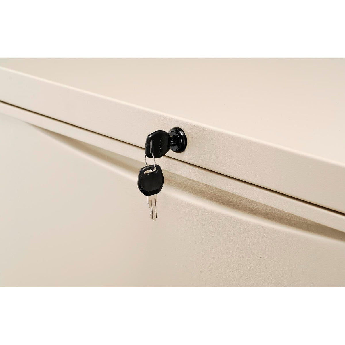 30" W Premium Lateral File Cabinet by Global Industrial – 30 inches (W) x 18 inches (D) x 52 inches (H), Alloy Steel, Putty, Model LF-30-4D-PUTTY