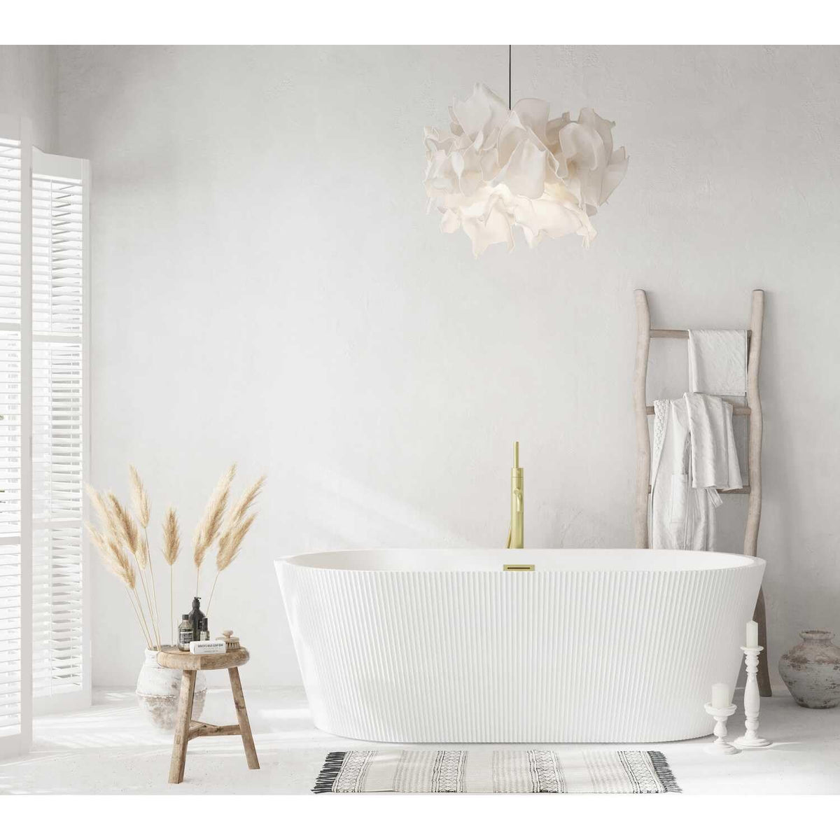 Bryant Bathtub by Lighting Design – White