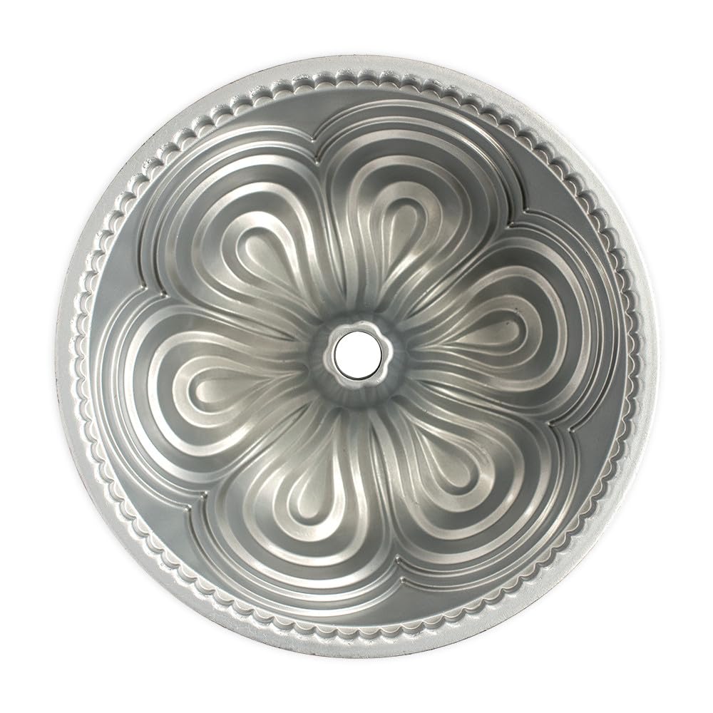 Chiffon Bundt by Nordic Ware – 10-Cup, 10.0 cups, Aluminum, Graphite, Model 87477