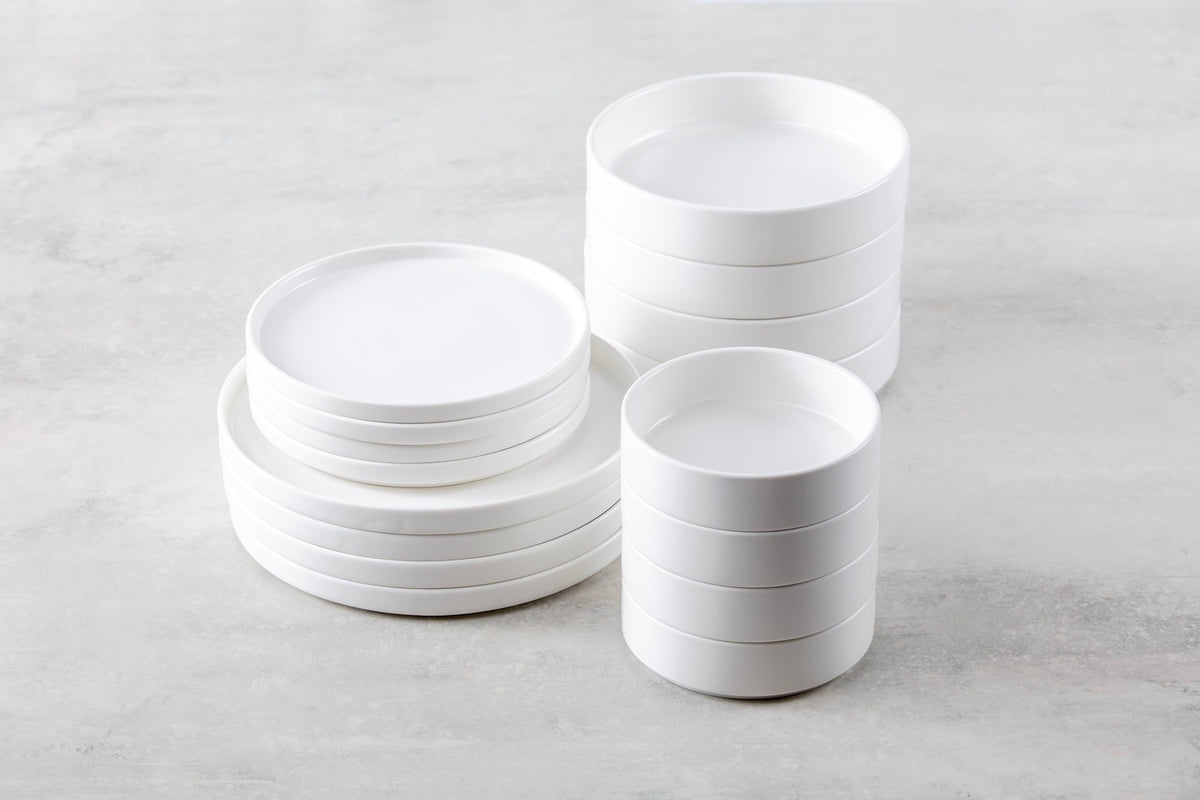 Sound Stoneware by Fortessa – 16 Piece Dinnerware Set (Service for 4), Stoneware, White, Model 16PPS.6900.SND