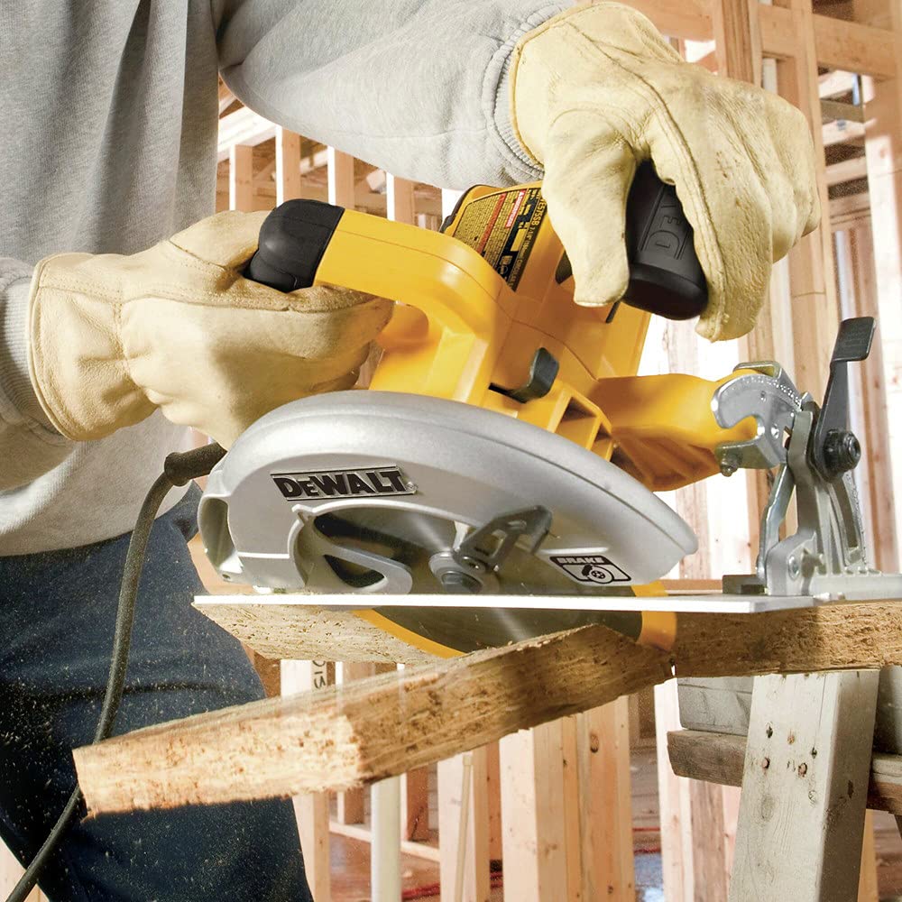 Circular Saw by DEWALT – One Size, Plastic, Yellow, Model DWE575SB