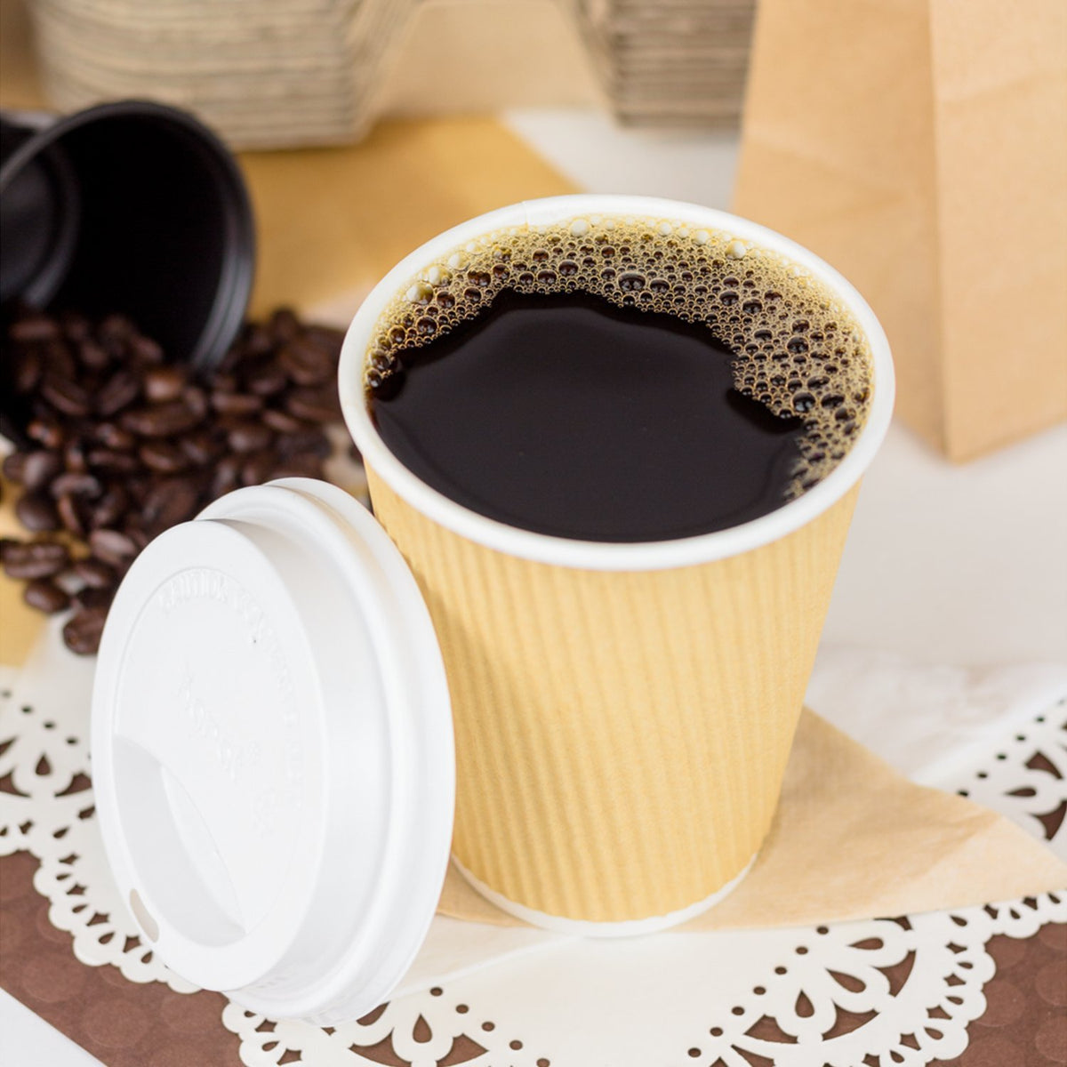 12 oz Ripple Insulated Coffee Cup [500 Count] Disposable Paper Hot Cup by Karat – 12 OZ, 12.0 ounces, Paper, Brown, Pack of 500