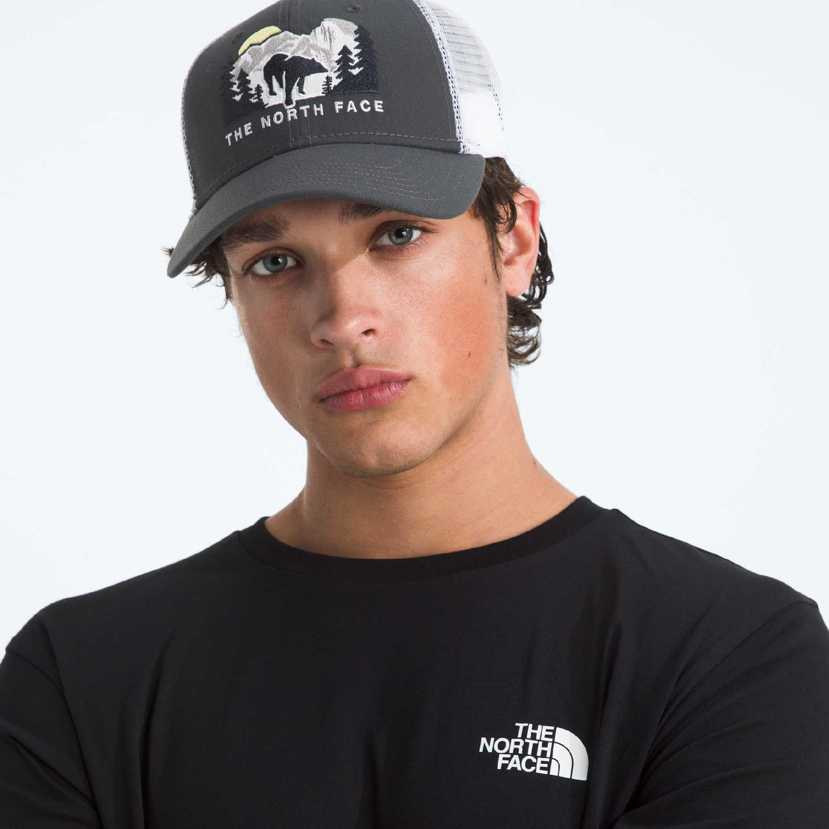 Embroidered Mudder Trucker Hat by The North Face – One Size, Polyester, Tnf White/Asphalt Grey/Bear Graphic, Model NF0A7WH3