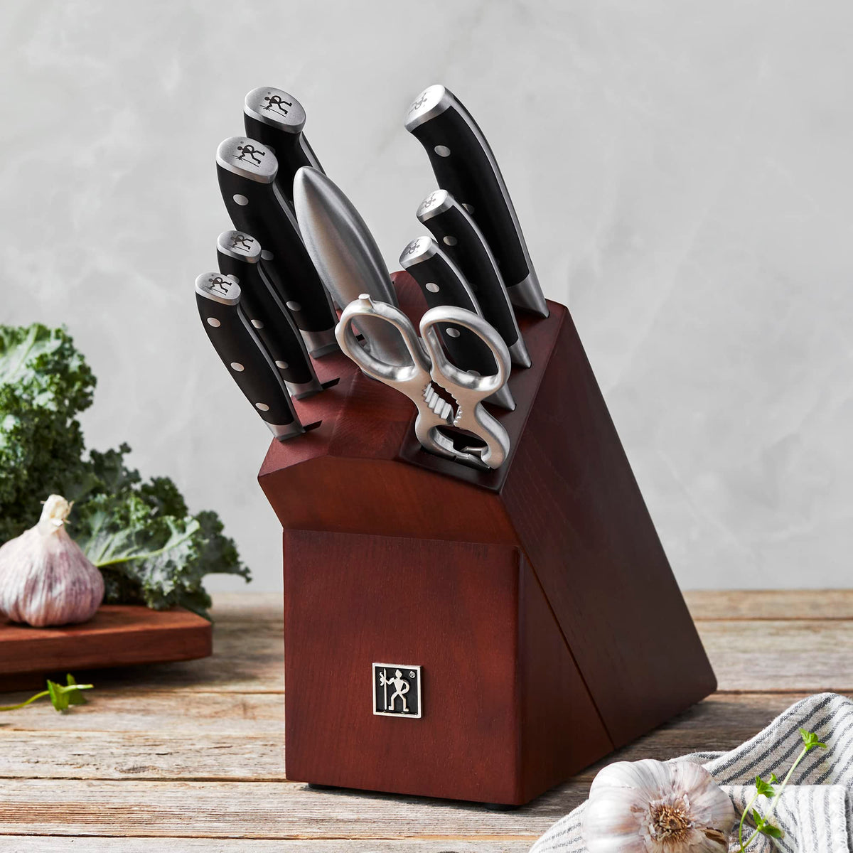 Compass 10-pc Knife Block Set by HENCKELS – 10-pc, High quality German stainless steel, Black, Pack of 10, Model 1023253