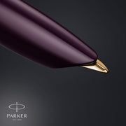 51 Fountain Pen | Deluxe Plum Barrel with Gold Trim | Fine 18k Gold Nib with Black Ink Cartridge | Gift Box by Parker – 1 Count (Pack of 1), Resin, Plum, Model 2123516