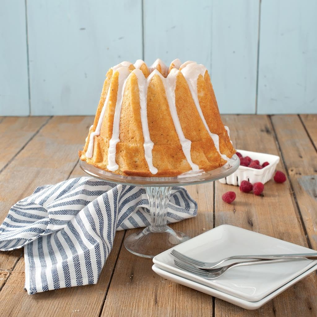 Kugelhopf Bundt Cake Pan by Nordic Ware – 9 x 9 x 5.30", 10.0 cups, Aluminum, Silver, Model 59937