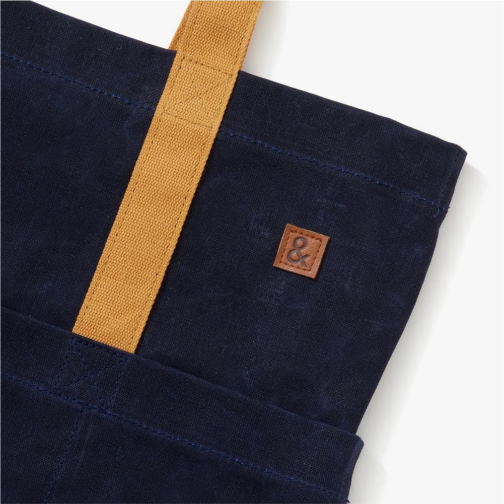 The Market Tote by hedley & bennett – Medium to Large, 1008 cubic_inches, Cotton, Waxman, Model The Market Tote - Waxman