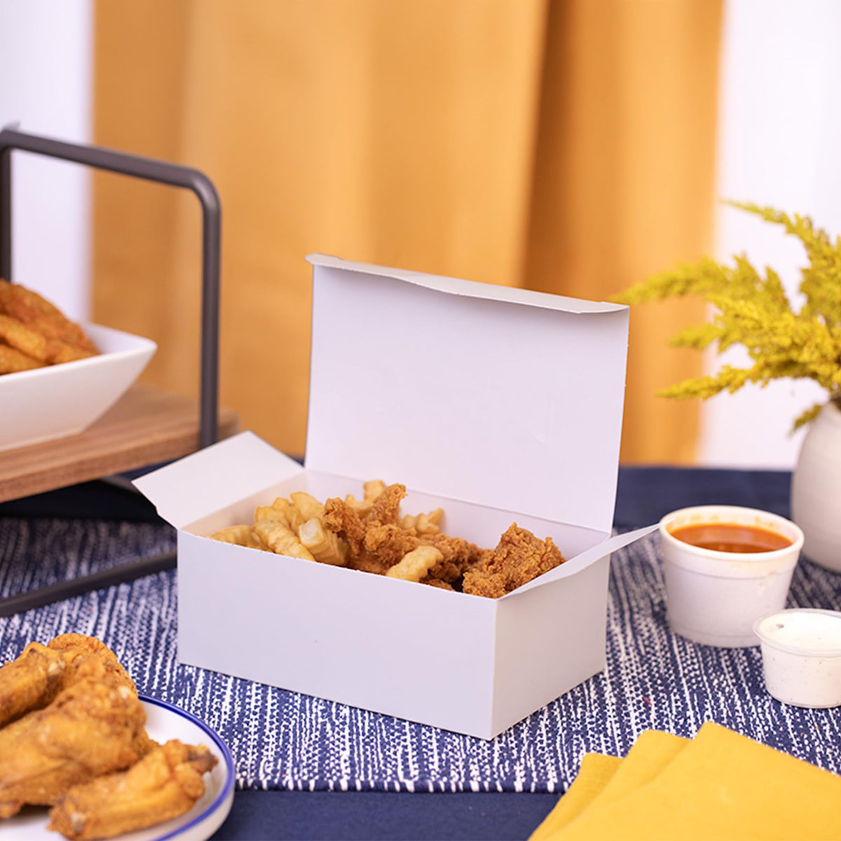 Paperboard White Snack Carry-Out Box by SOUTHERN CHAMPION TRAY – Tuck Top, 1.5 quarts, Cardboard, White, Pack of 500
