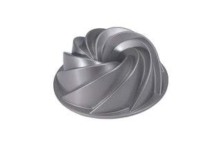 Heritage Bundt by Nordic Ware – 10 Cup, 10.0 cups, Aluminum, Silver, Model 80637