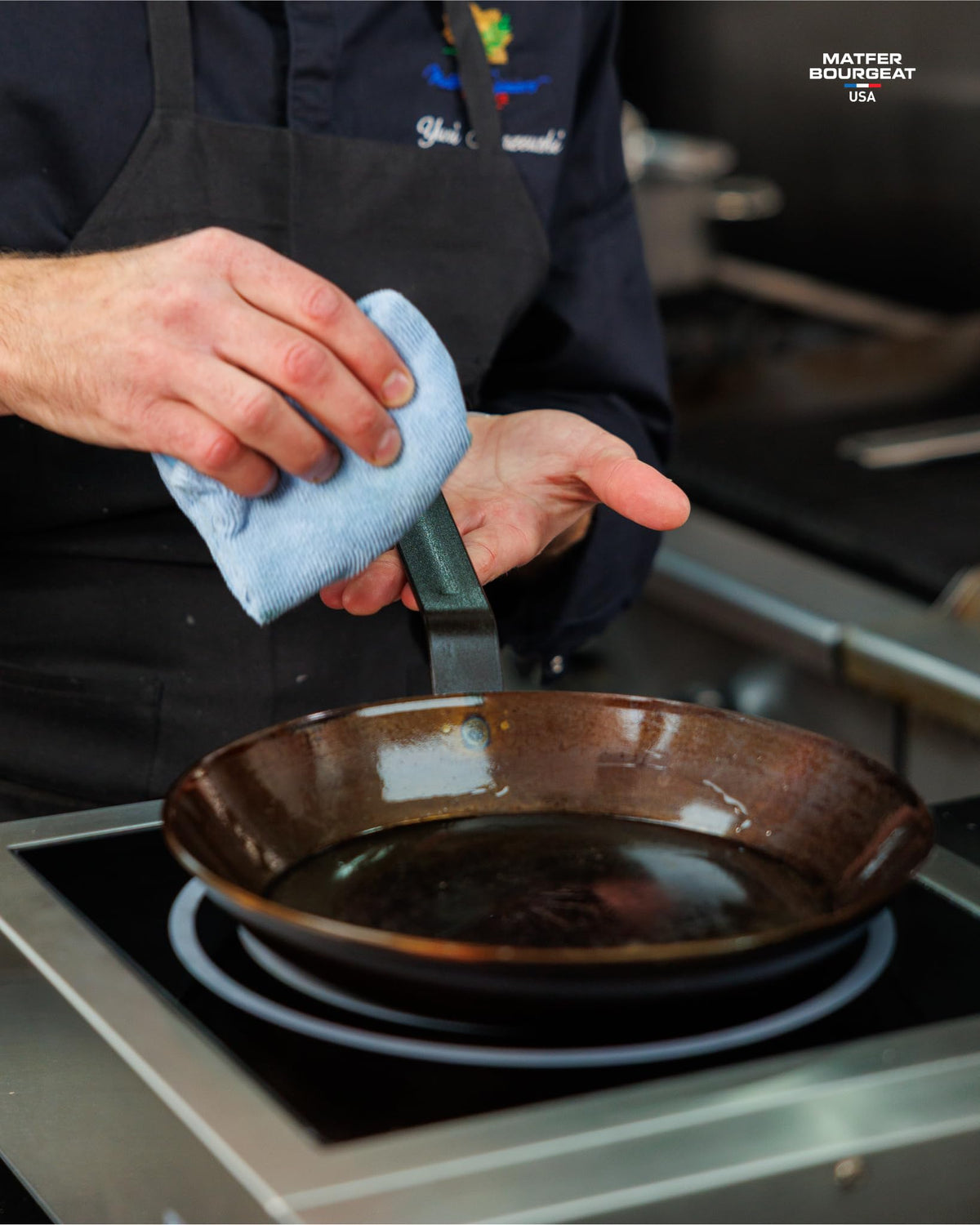 Matfer 12 3/8" / Gray / Frying Pan Woks & Stir-Fry Pans