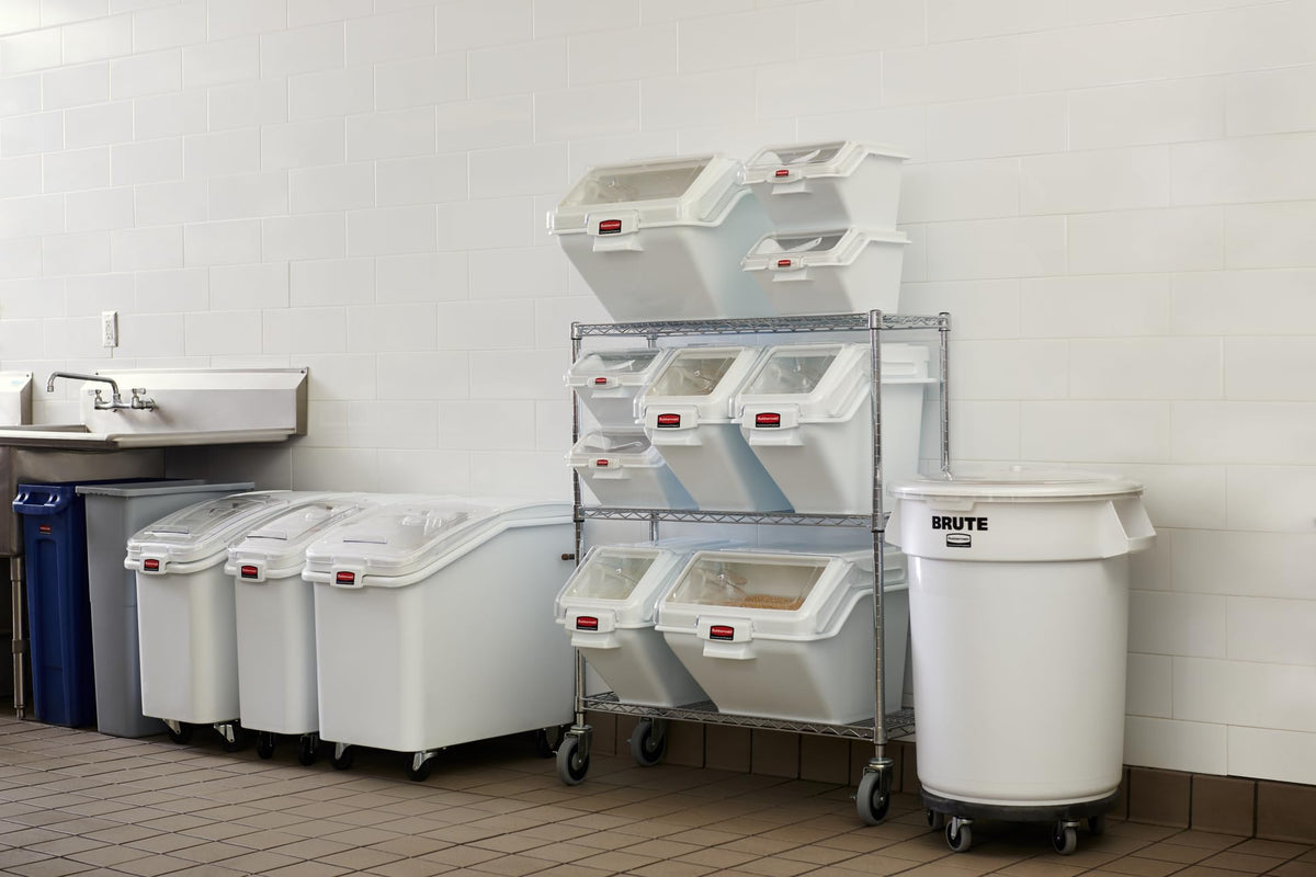 Rubbermaid Commercial Products 600 Cup / White, Clear / Bin Kitchen Trash Cans