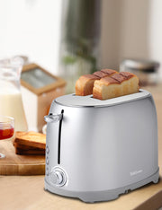 Betty Crocker Silver / 2-Slice / Modern Toasters