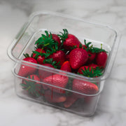 Cambro Clear / 2 and 4 QT + Lid / 1 Container Sets