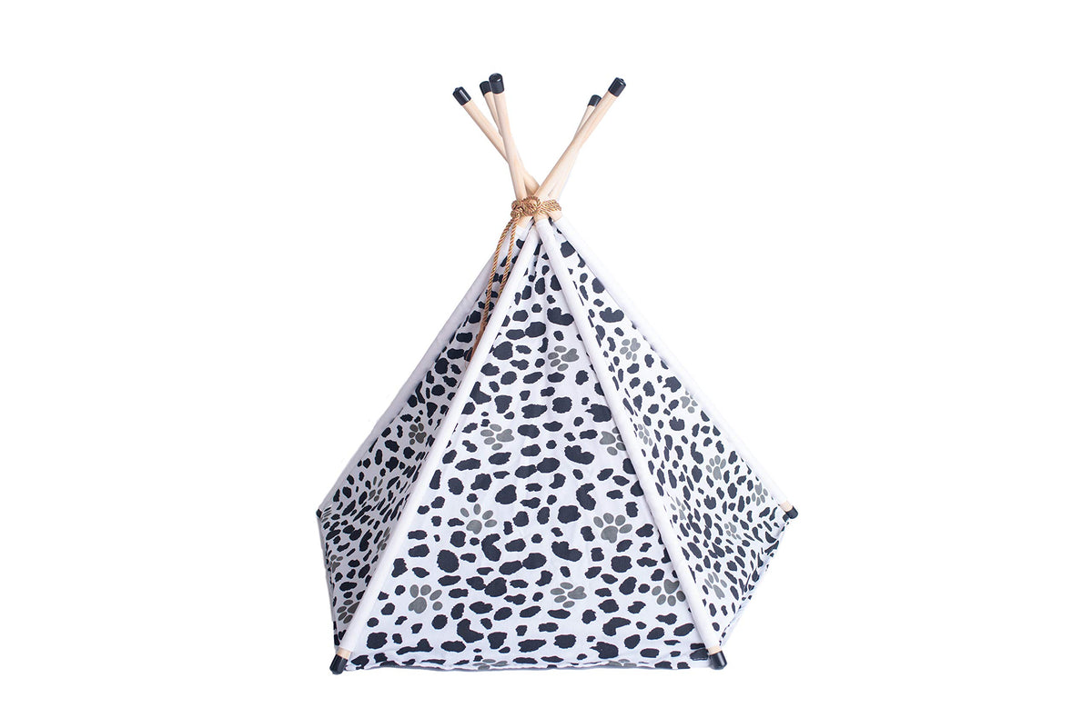 Cat Bed by Armarkat – One Size, Canvas, white, black, Model C46