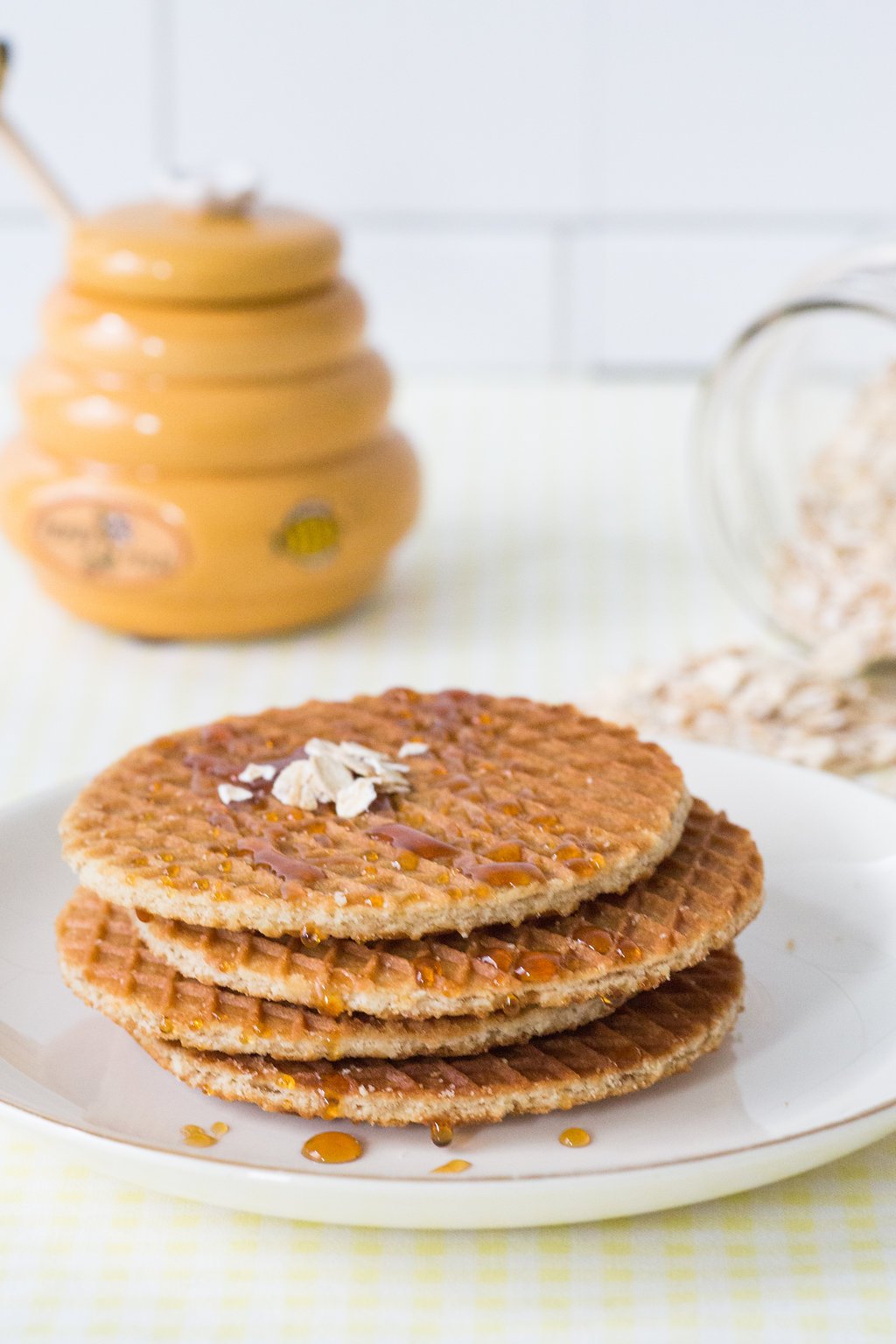 Rip Van Wafels Strawberry / 12 Count / 1 Waffles