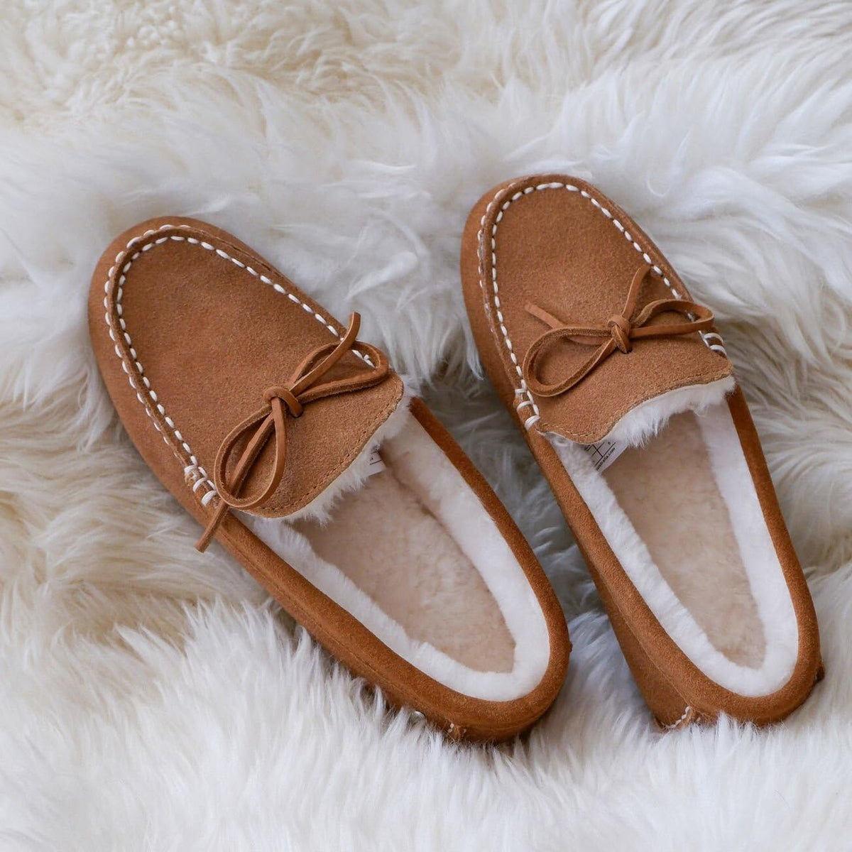 Australia - Womens Mocc by EMU – 9, Chestnut, Model Sandrine