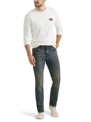 Men's Extreme Motion Straight Taper Jean Maverick 36W x 32L by Lee – 36W x 32L, Cotton, Maverick, Model 2015037