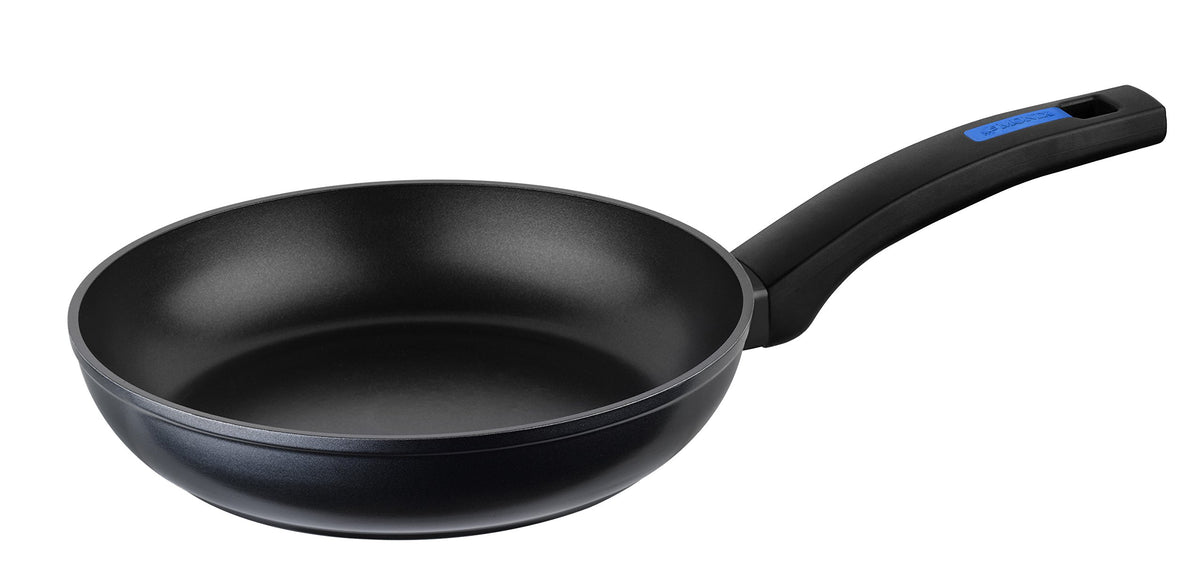 Martin i Forged Aluminium Frying Pans by Monix – 28x44.50x16 cm, 2 liters, Aluminum, Black, Pack of 3