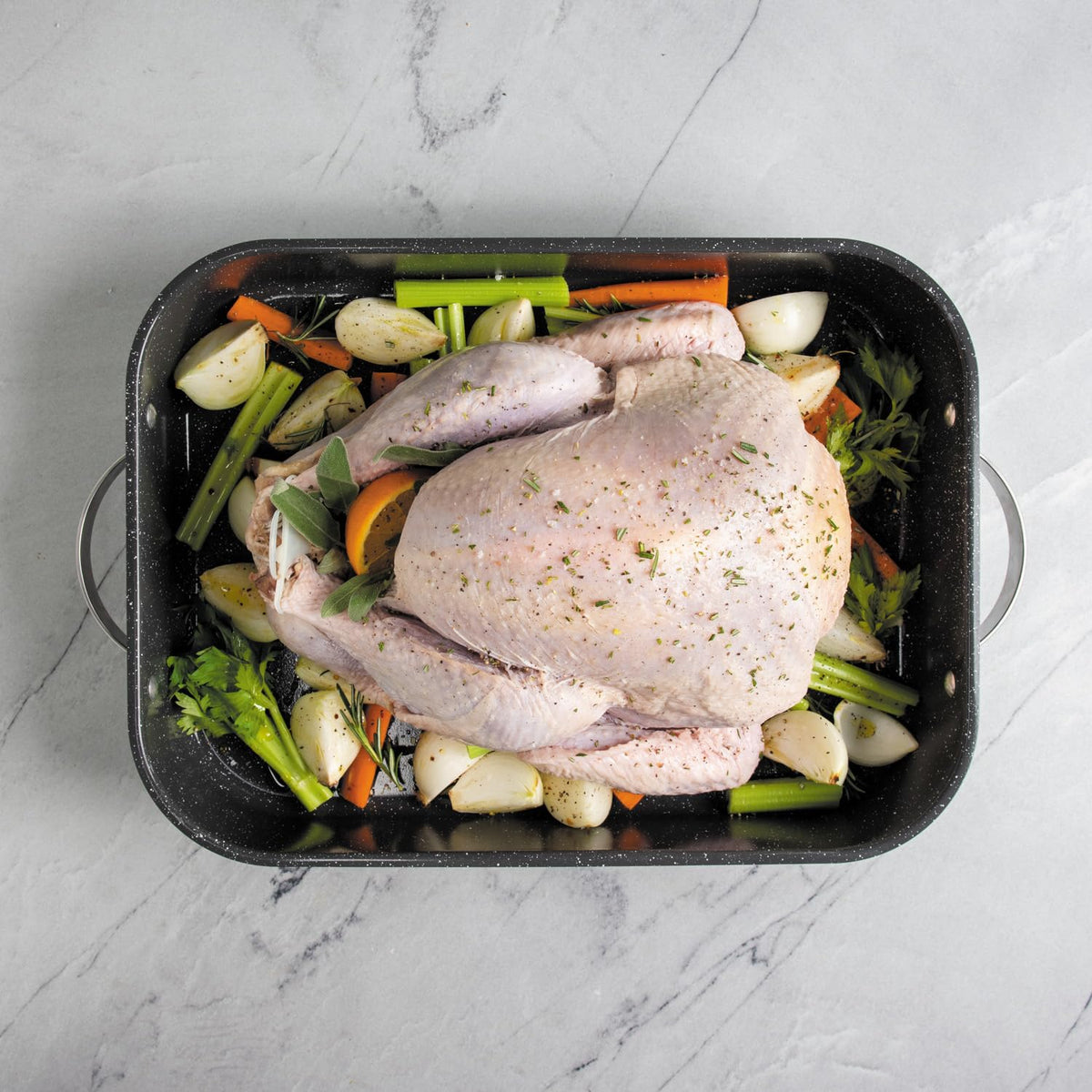Nordic Ware Extra Large / Ceramic Nonstick / 1 Roasting Pans