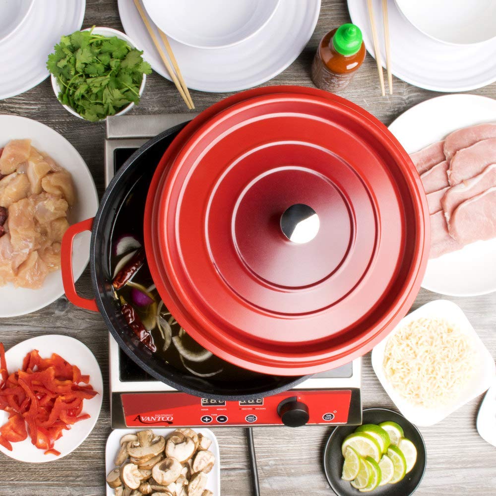GET 6.5 Quart / Round / Red Dutch Ovens