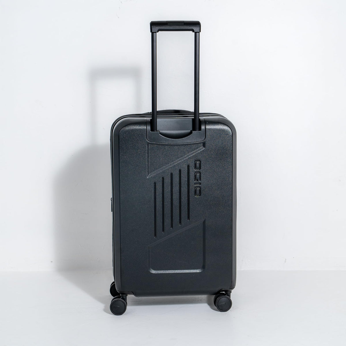 Pace Pro Hybrid Luggage (Checked Luggage by OGIO – Medium, 72 liters, Neoprene, Black, Model A20197_B0074_NA