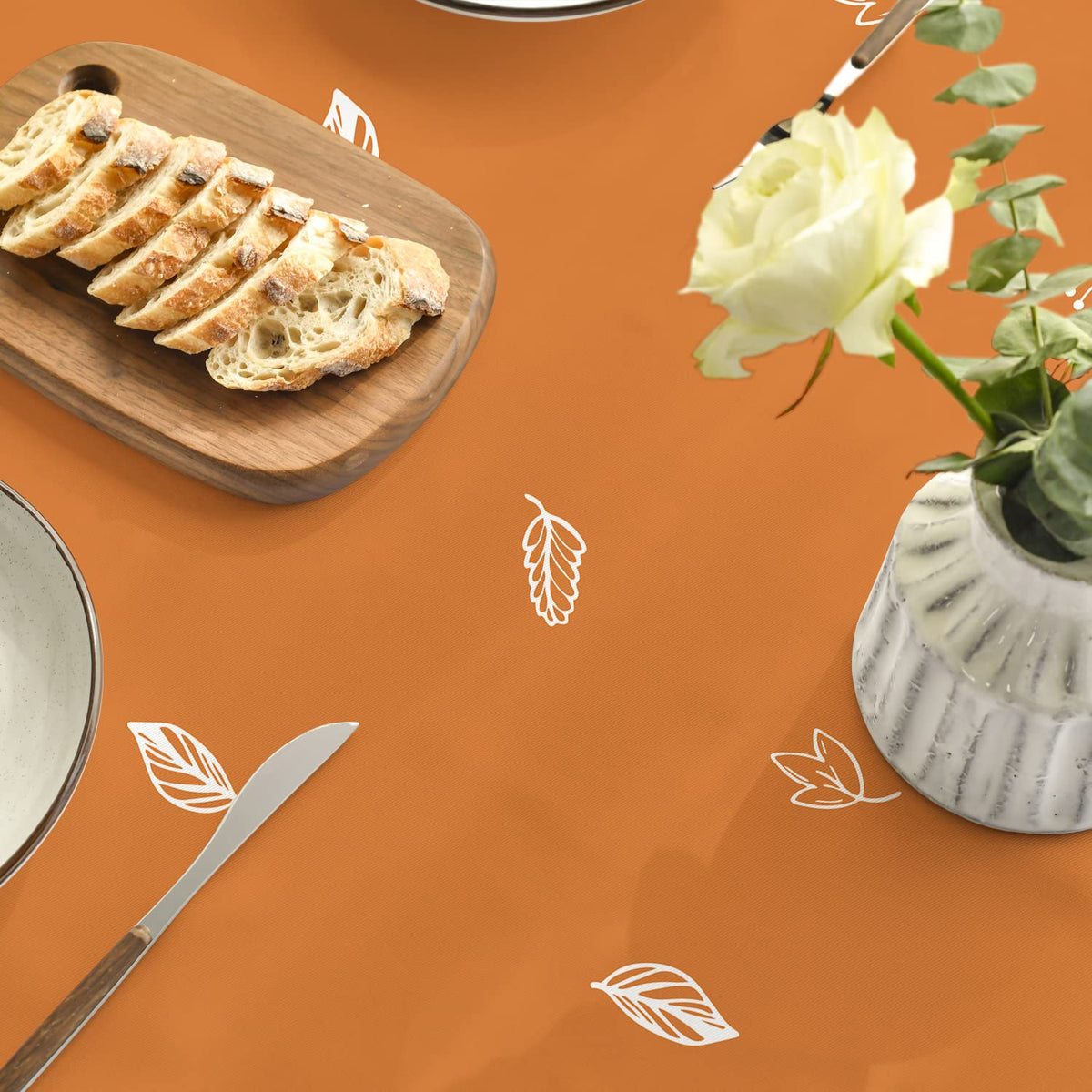 Horaldaily Round Tablecloth, 70 Inch Diameter, Orange Wild Flowers
