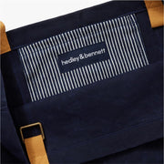 The Market Tote by hedley & bennett – Medium to Large, 1008 cubic_inches, Cotton, Waxman, Model The Market Tote - Waxman