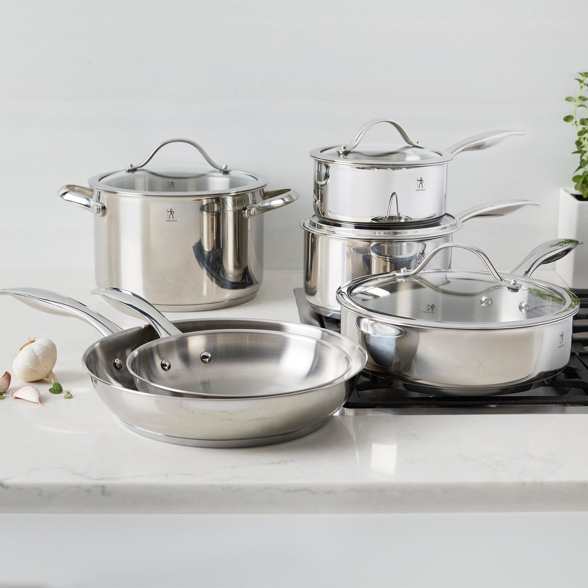 Aragon 10-pc Stainless Steel Cookware Set by HENCKELS – 10-pc, Stainless Steel, Pack of 10, Model 1030568