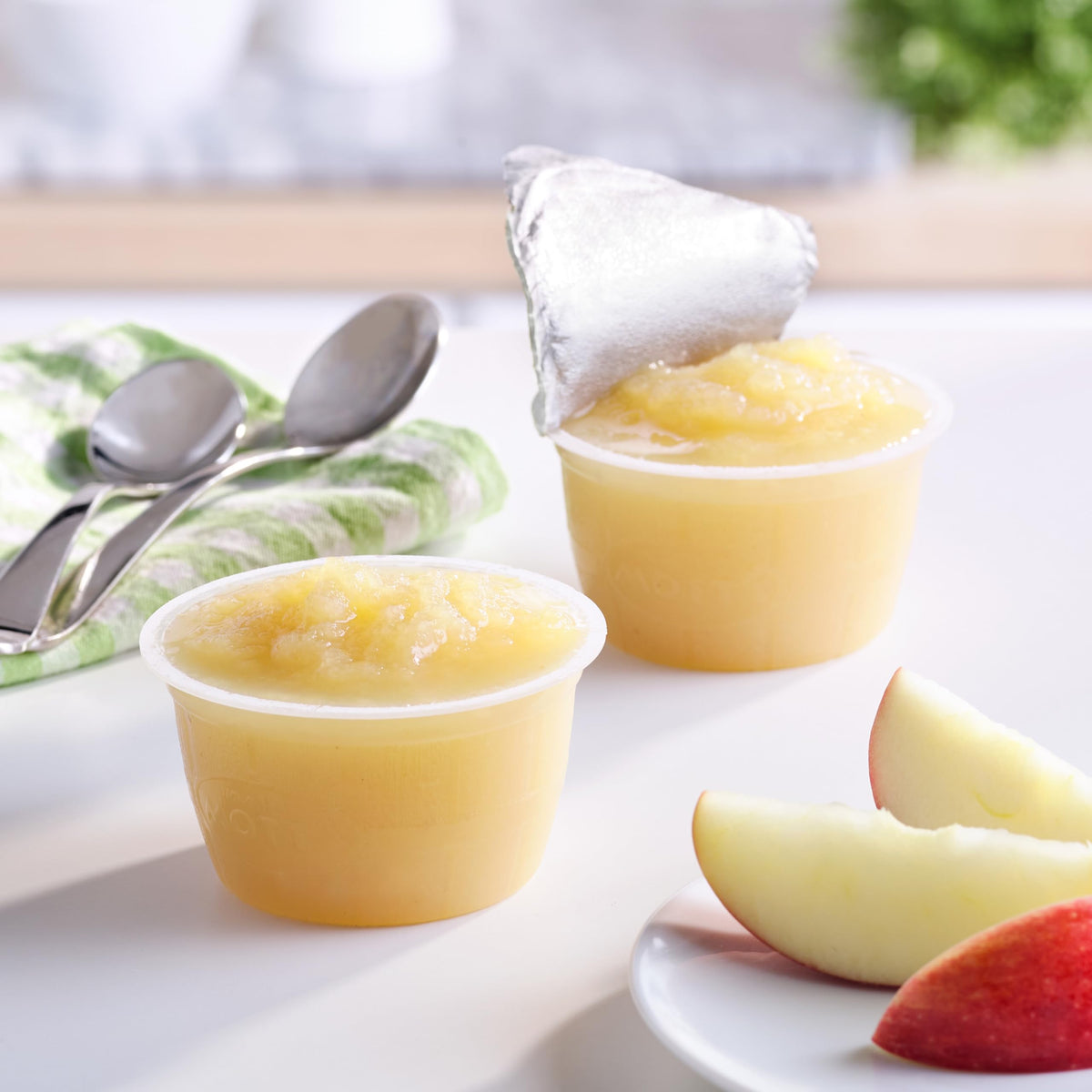 Applesauce, 4 oz cups, 6 count by Mott's – 4 Ounce (Pack of 6), Pack of 6, Model ZY-ghm-20200907-19